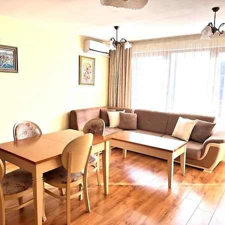 Apartment Cite Jardin